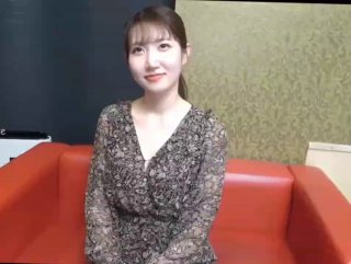 【小马探花】抖音网红小主播，大圈外围女神，肤白貌美，双乳坚挺，小马哥抠穴后入，干得激情飞扬高潮不断
